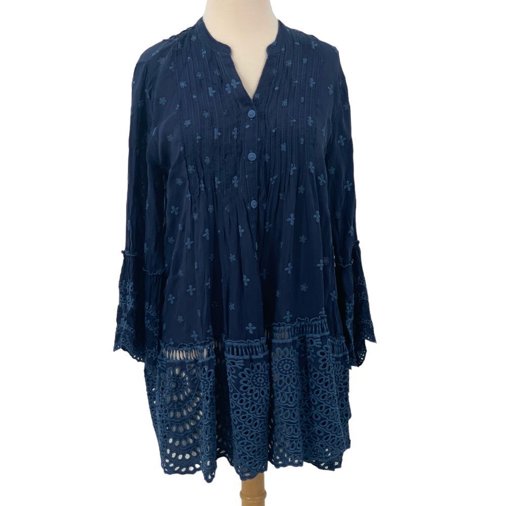 Johnny Was Manchengo Boho Navy Blue Pleated Embroidered Eyelet Tunic Size S - Picture 4 of 10